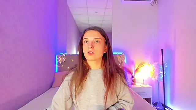 JosephineRows online show from 03/18/26, 01:13