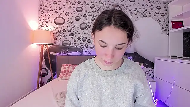 JosephineRows online show from 04/09/26, 01:06