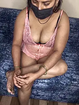 Snapshot of Uff_Janvi chatting on 04/04/26, 08:54 Uff Janvi online show from 04/04/26, 08:54