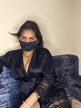 Snapshot of Uff_Janvi chatting on 04/08/26, 11:12 Uff Janvi online show from 04/08/26, 11:12