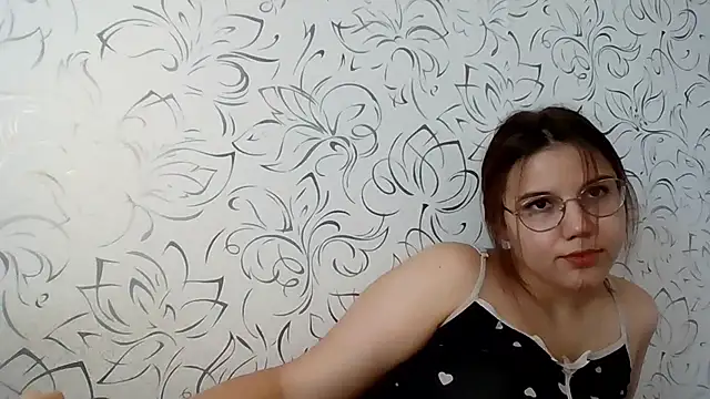Snapshot of Aurora_Breeze chatting on 08/04/26, 12:31 Aurora Breeze online show from 08/04/26, 12:31