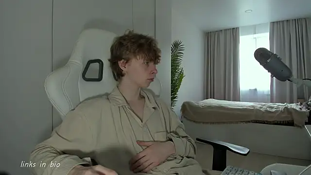 Wawesuc online show from 03/31/26, 08:38