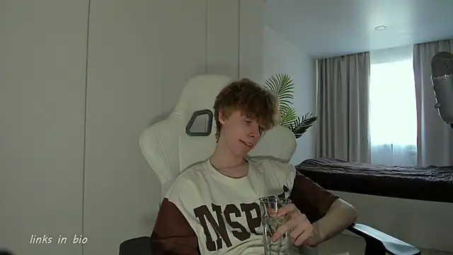 Wawesuc online show from 03/27/26, 08:59