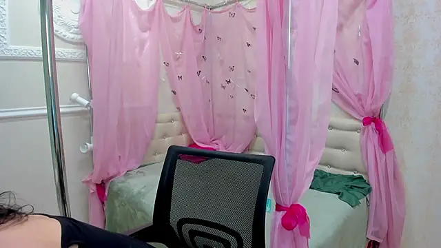 VictoriaSecretXO online show from 03/12/26, 03:34