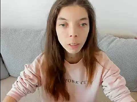 LikaAeiston1 online show from 03/13/26, 10:31