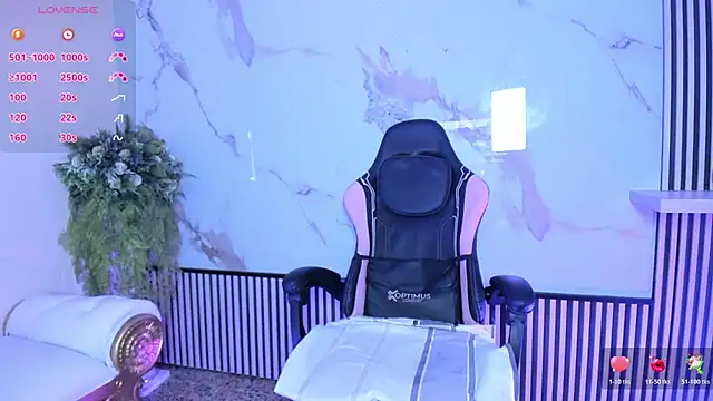 Gigi cutte  online show from 04/22/26, 12:12