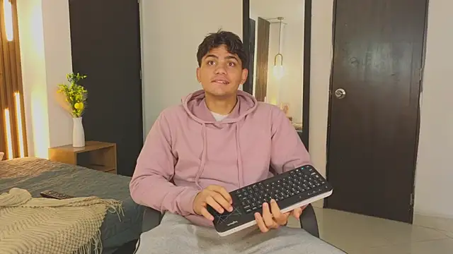 MrAdonis  online show from 04/20/26, 12:41