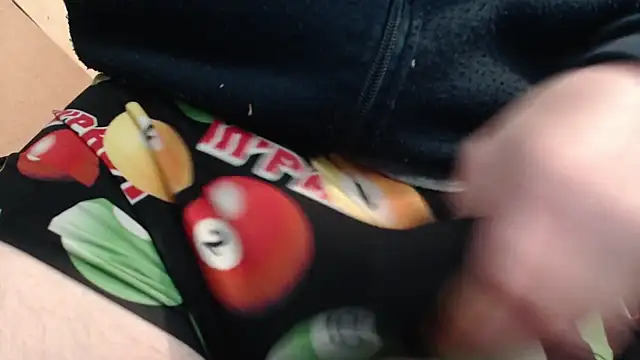 belle queue online show from 04/01/26, 05:20