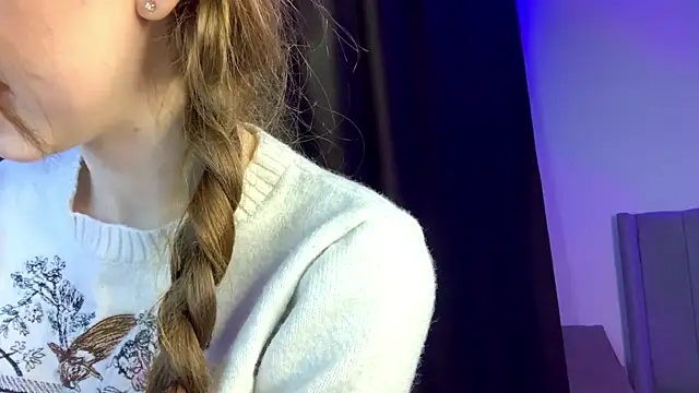 Kissme Kira online show from 03/12/26, 10:25