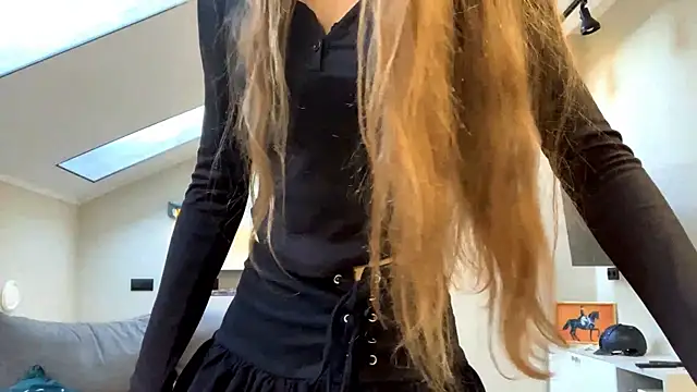 Kissme Kira online show from 05/16/26, 01:26
