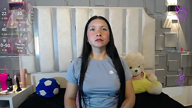 Chloe16  online show from 04/04/26, 07:09