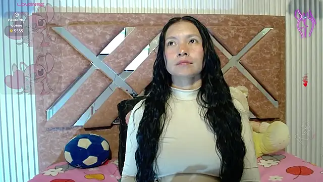 Chloe16  online show from 03/25/26, 07:57