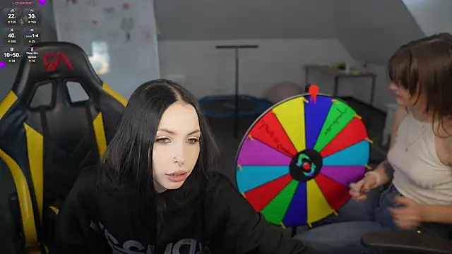 Snapshot of Sweet_cherry054 chatting on 04/09/26, 10:21 Sweet cherry054 online show from 04/09/26, 10:21