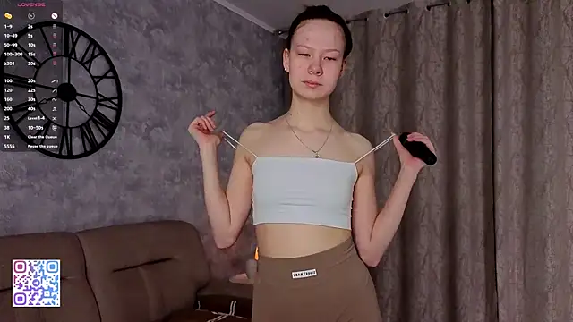 MissHiciano online show from 04/14/26, 06:24