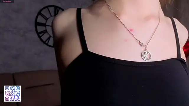 MissHiciano online show from 04/12/26, 07:06