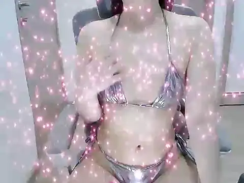 Moon2k1 online show from 03/19/26, 09:42