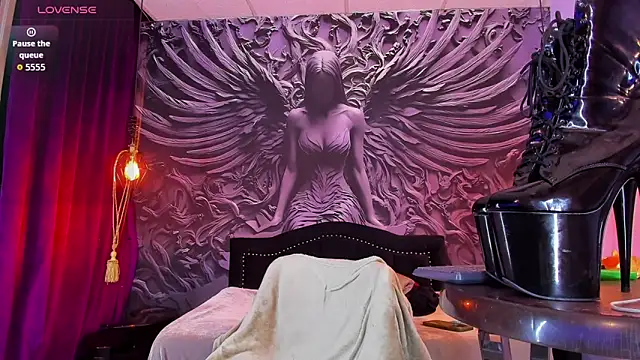 Snapshot of tall_sweetie chatting on 03/19/26, 05:51 tall sweetie online show from 03/19/26, 05:51