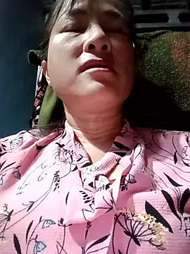 Snapshot of Yuhi3d chatting on 06/19/26, 12:33 Yuhi3d online show from 06/19/26, 12:33