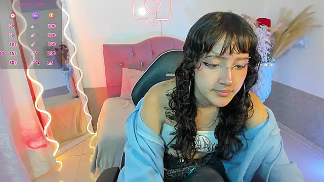 MILY TAY online show from 03/19/26, 11:43