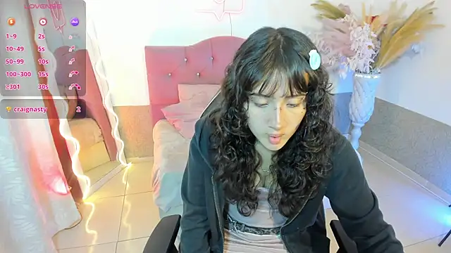 MILY TAY online show from 04/08/26, 11:44