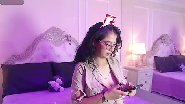 YayaQueen online show from 03/30/26, 12:06