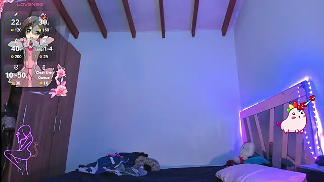 SkyeGabbyRose online show from 05/26/26, 01:31