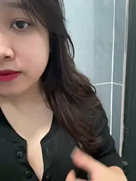 Beautiful roses online show from 03/11/26, 11:15