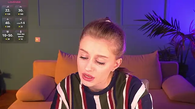 Snapshot of Mickey_Milk chatting on 03/24/26, 07:14 Mickey Milk online show from 03/24/26, 07:14