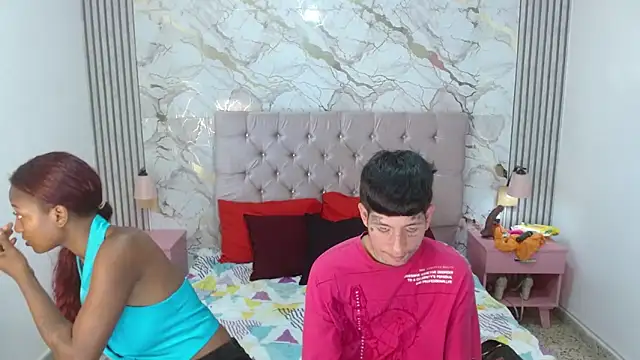 AshlieeGreenn online show from 04/22/26, 07:31