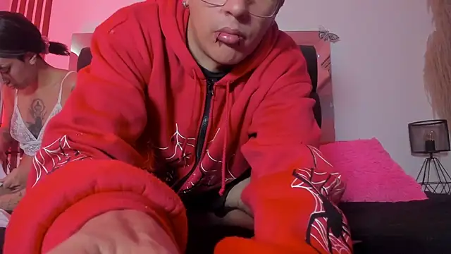 dalhia and hades online show from 04/13/26, 12:31