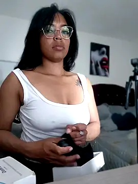 nathyjonees online show from 05/21/26, 12:30