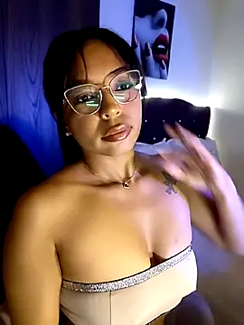 Snapshot of nathyjonees chatting on 07/11/26, 10:15 nathyjonees online show from 07/11/26, 10:15