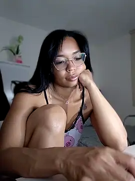 nathyjonees online show from 05/27/26, 12:31