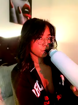 nathyjonees online show from 05/19/26, 10:22