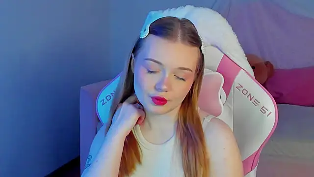 ElinaVale online show from 05/03/26, 05:16