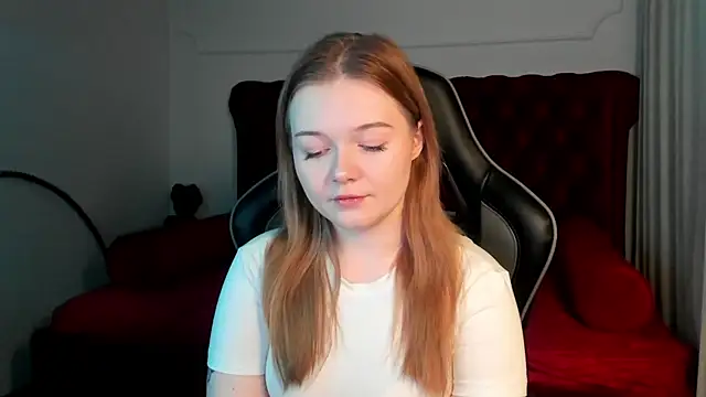 ElinaVale online show from 03/31/26, 05:04