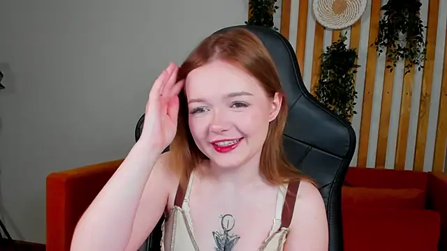 ElinaVale online show from 06/19/26, 05:13