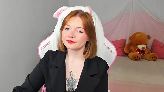 ElinaVale online show from 07/13/26, 05:12