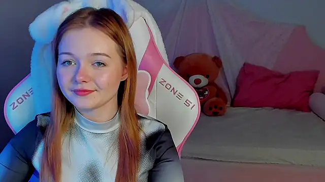 ElinaVale online show from 03/25/26, 07:02