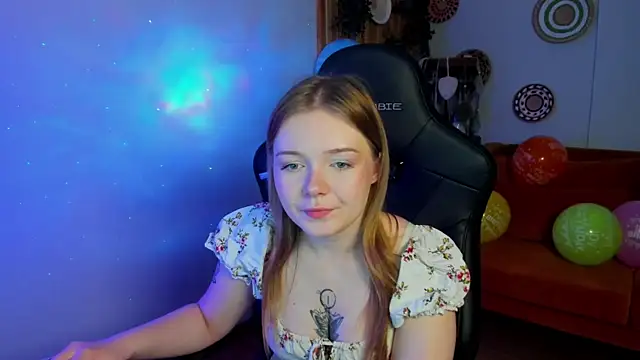 ElinaVale online show from 05/12/26, 05:08