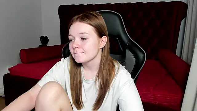 ElinaVale online show from 06/11/26, 02:53