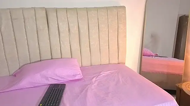 Dulceboteroph online show from 03/13/26, 07:19