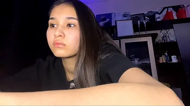 CatherineForbes online show from 04/17/26, 04:21