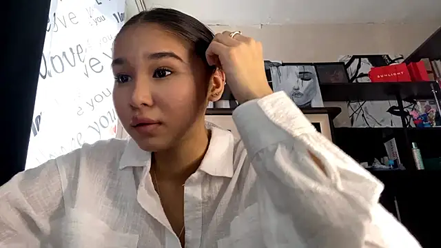 CatherineForbes online show from 03/24/26, 11:21