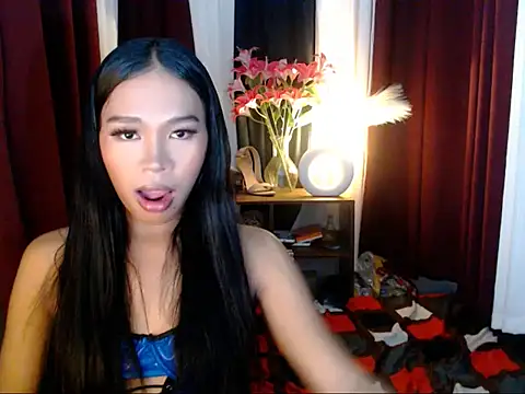SweetyScarlet online show from 05/05/26, 09:45