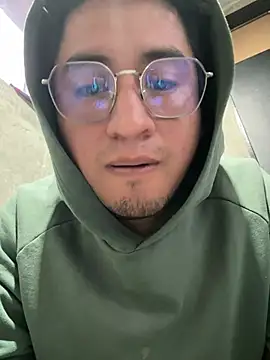 GoldenM95 online show from 03/30/26, 11:06