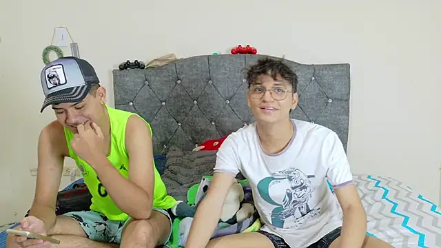 logan andrew online show from 04/15/26, 08:42