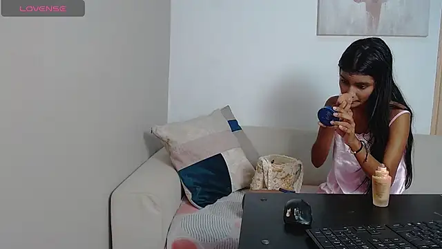 Snapshot of queen_adhara chatting on 07/24/26, 12:12 queen adhara online show from 07/24/26, 12:12
