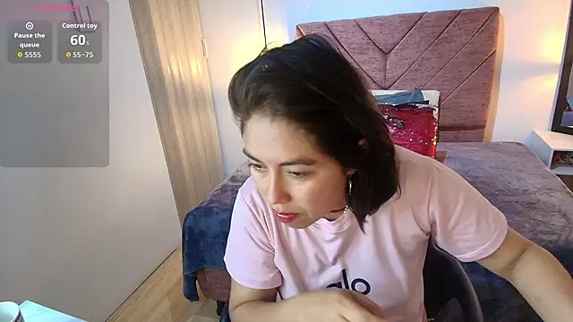 Amanda Fox   online show from 04/08/26, 09:27