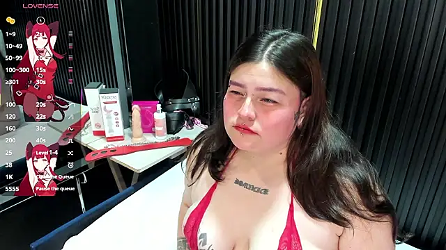 milaanddalia   online show from 03/10/26, 01:04